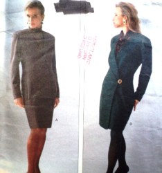 2569 A KLEIN SHORTER LINED WRAP DRESS EZ PATTERN 8-12, 14-18